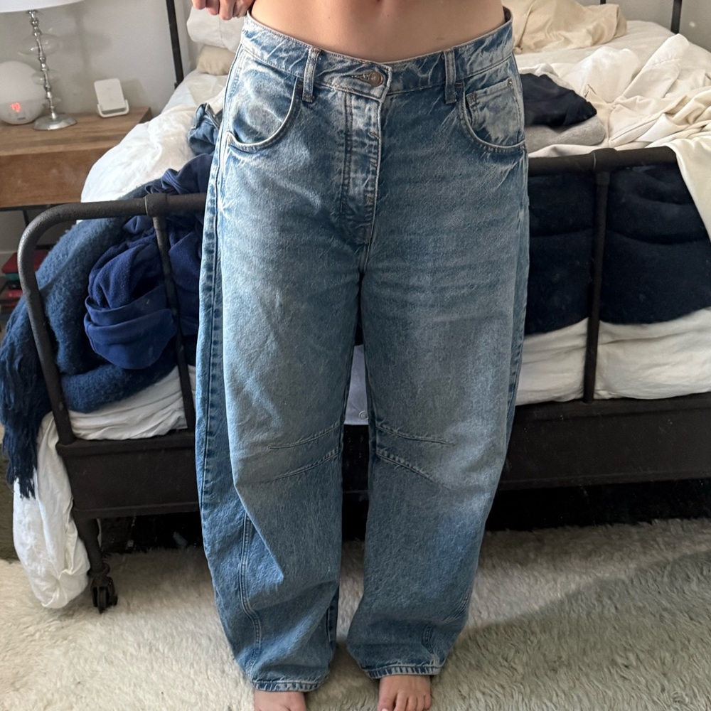 Free people barrel jeans -28 LONG